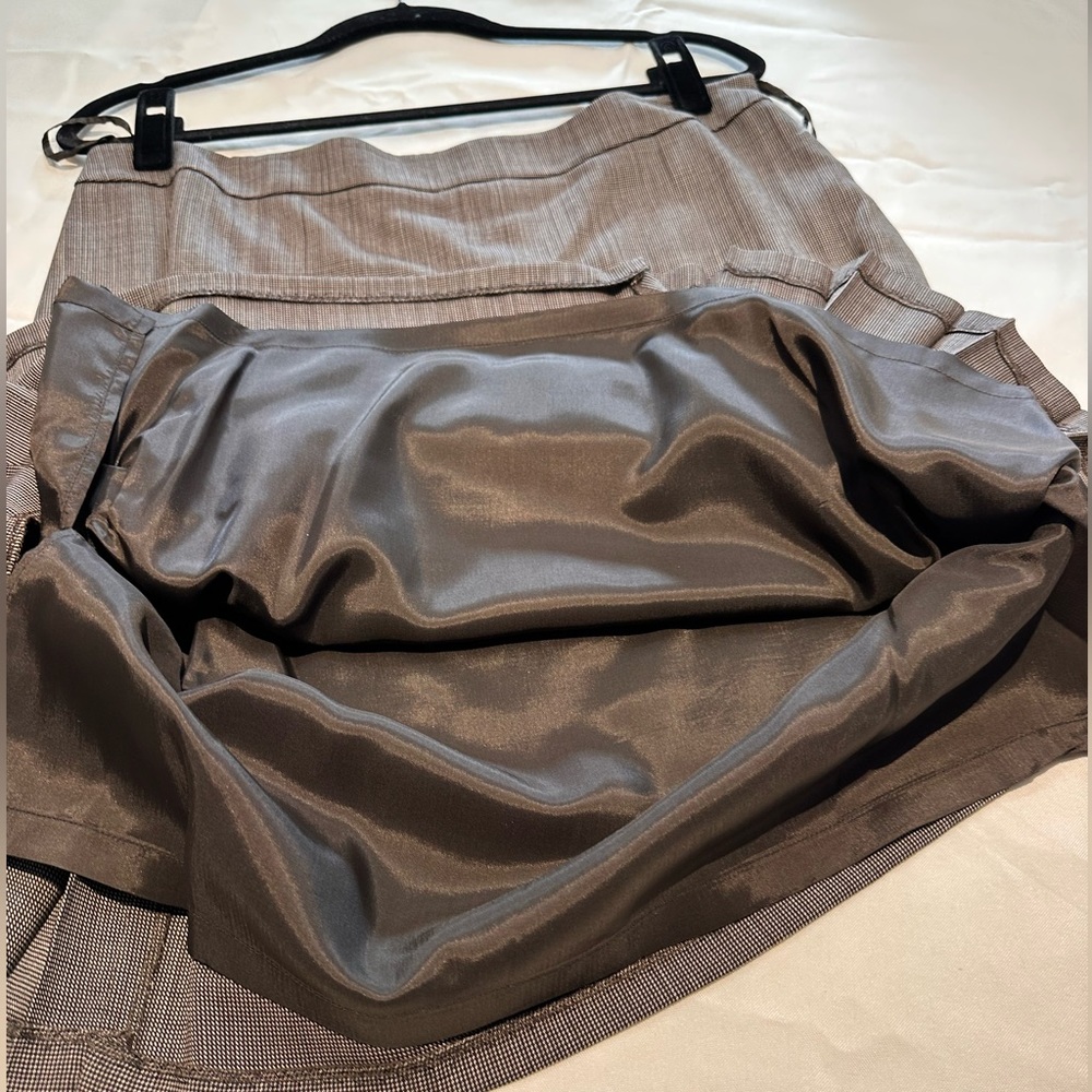 Suit - Picture 10 of 11